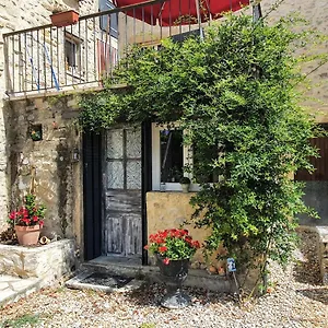 So Saint-Pantaléon-les-Vignes